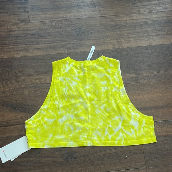 Lululemon NWT All Yours Crop Tank Tie Dye in size 12 - Picture 5 of 7